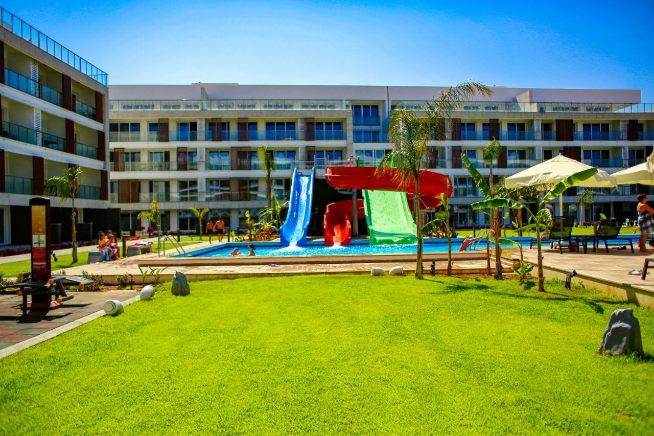 Courtyard Long Beach Holiday Resort Iskele District  Ngoại thất bức ảnh