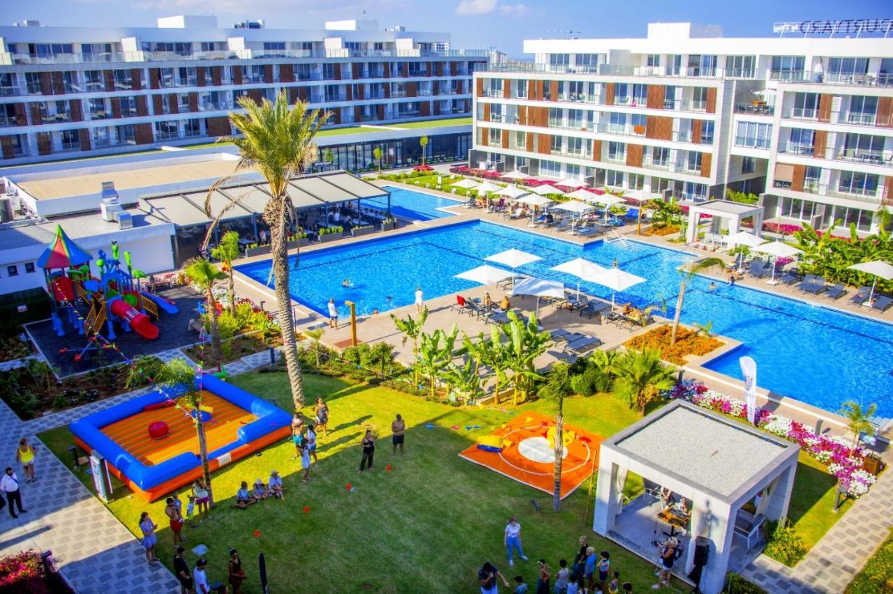 Courtyard Long Beach Holiday Resort Iskele District  Ngoại thất bức ảnh